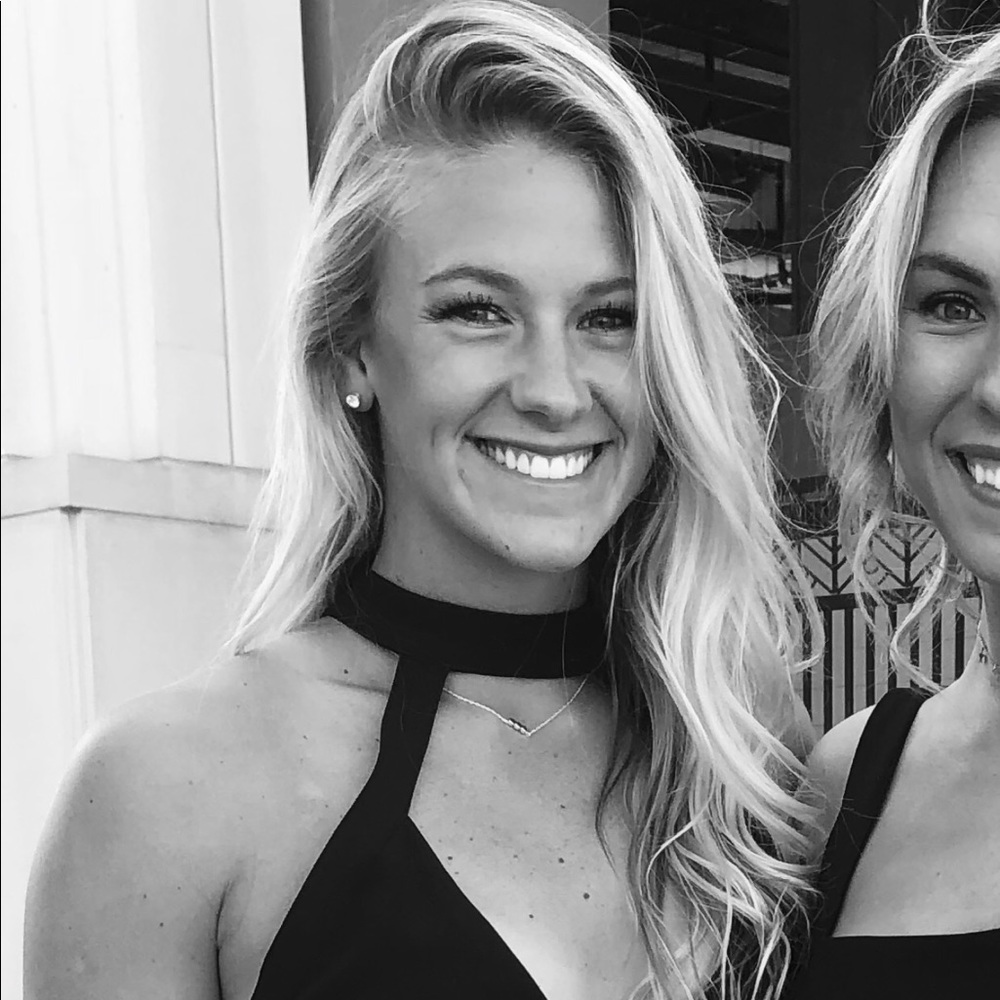 Meet your Posher, Brooke